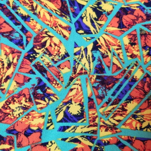 LuLaRoe Tall and Curvy Leggings - Floral Geometric Print - EUC - Picture 3 of 10